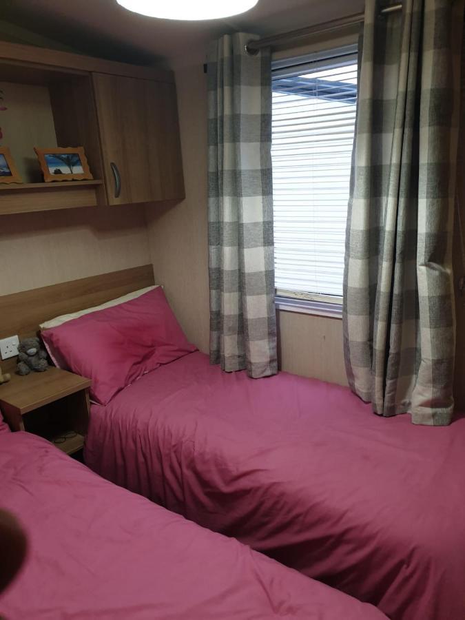 Apartamento Swift Burgundy Prestatyn Exterior foto