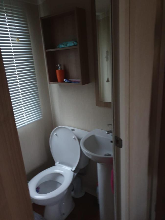 Apartamento Swift Burgundy Prestatyn Exterior foto