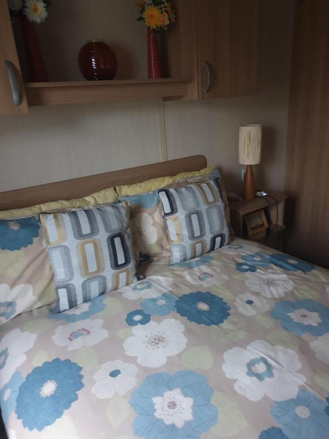 Apartamento Swift Burgundy Prestatyn Exterior foto