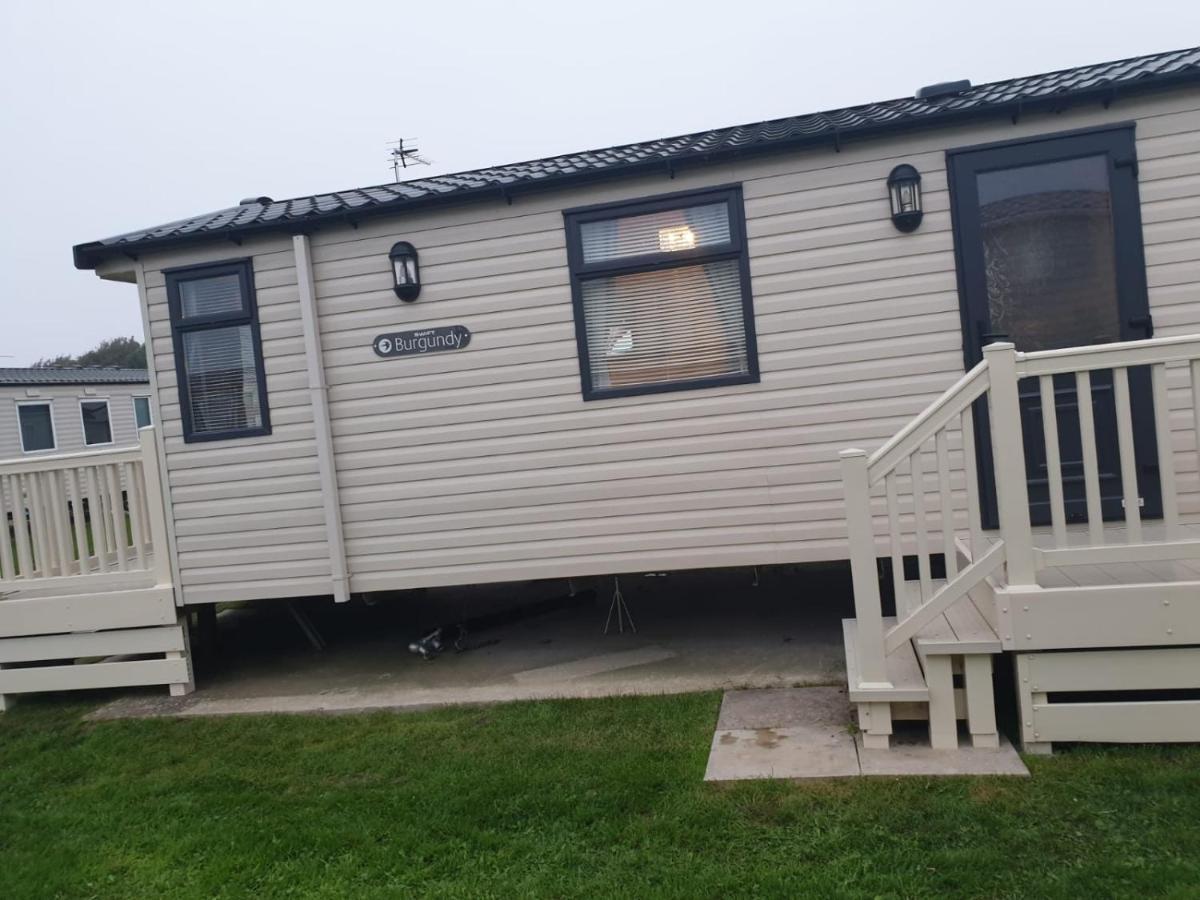 Apartamento Swift Burgundy Prestatyn Exterior foto